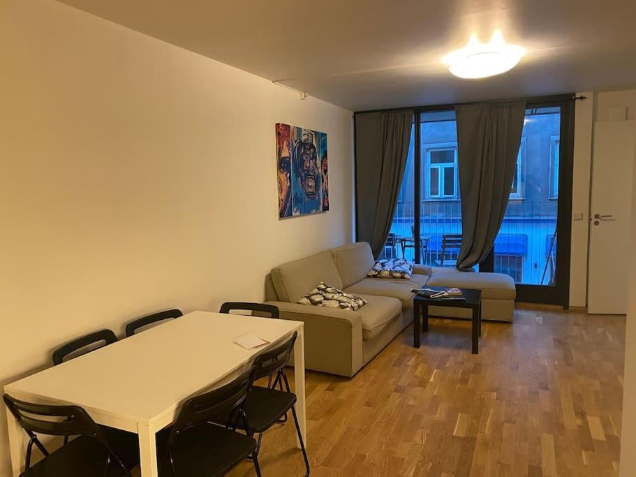 Leilighet Midt I Oslo Sentrum 2 Soverom Og Stue Экстерьер фото